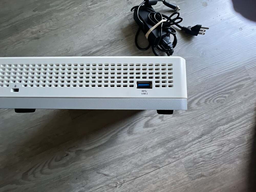 Dell VMware Edge 610 Network Appliance Router - Picture 4 of 5